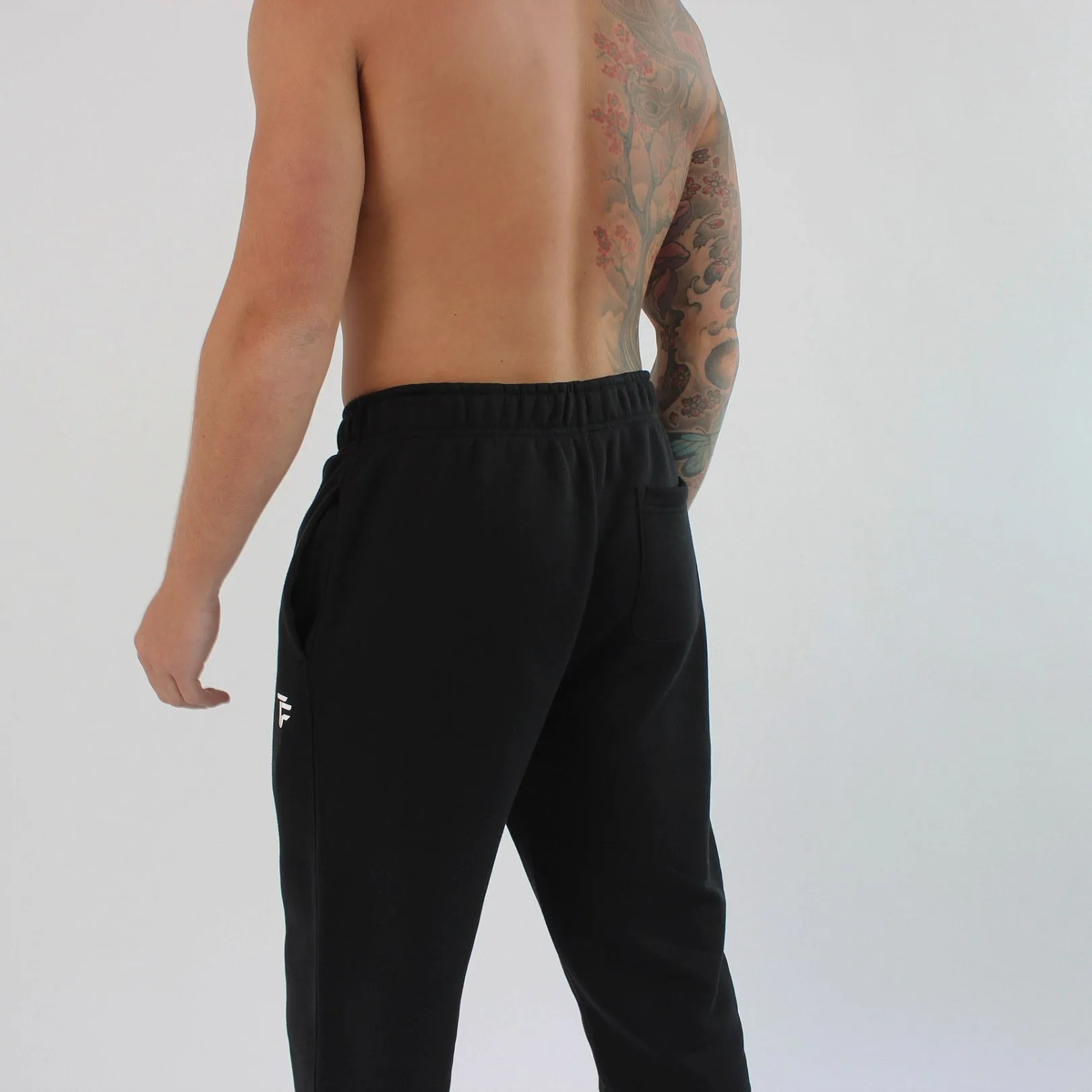 304 Mens TOF Essentials Joggers Black