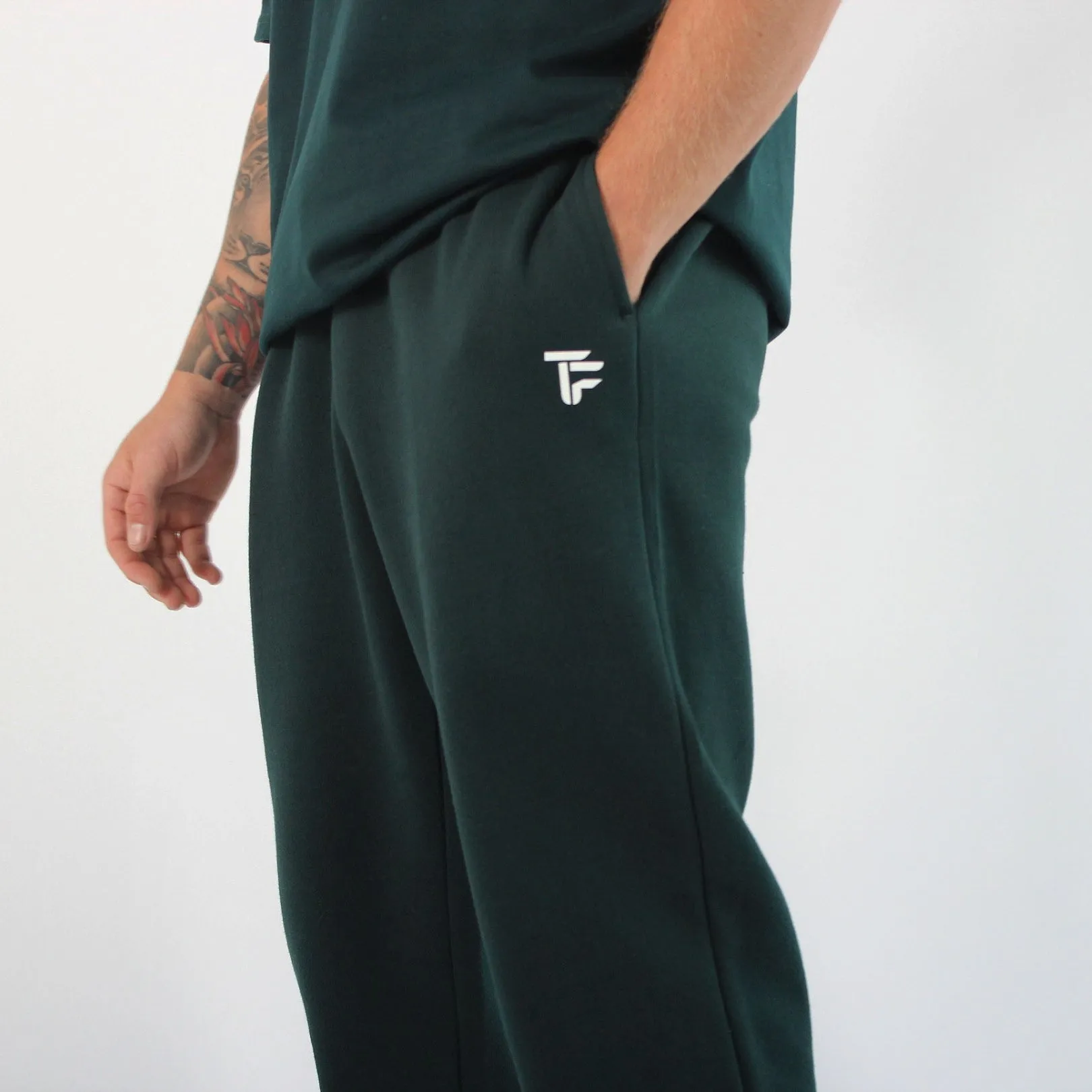 304 Mens TOF Essentials Joggers Pine Green