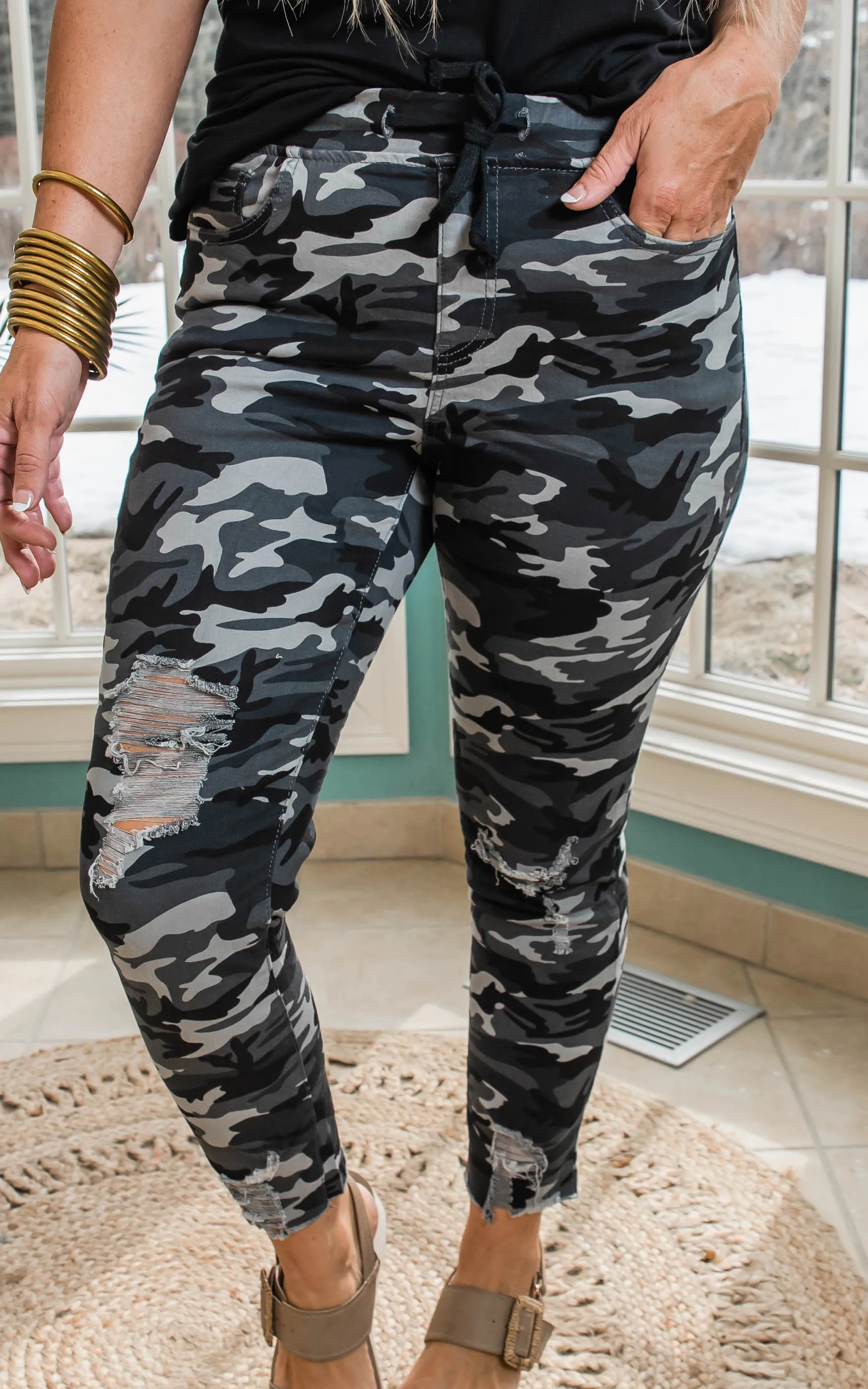 Black Camo High Rise Joggers - YMI
