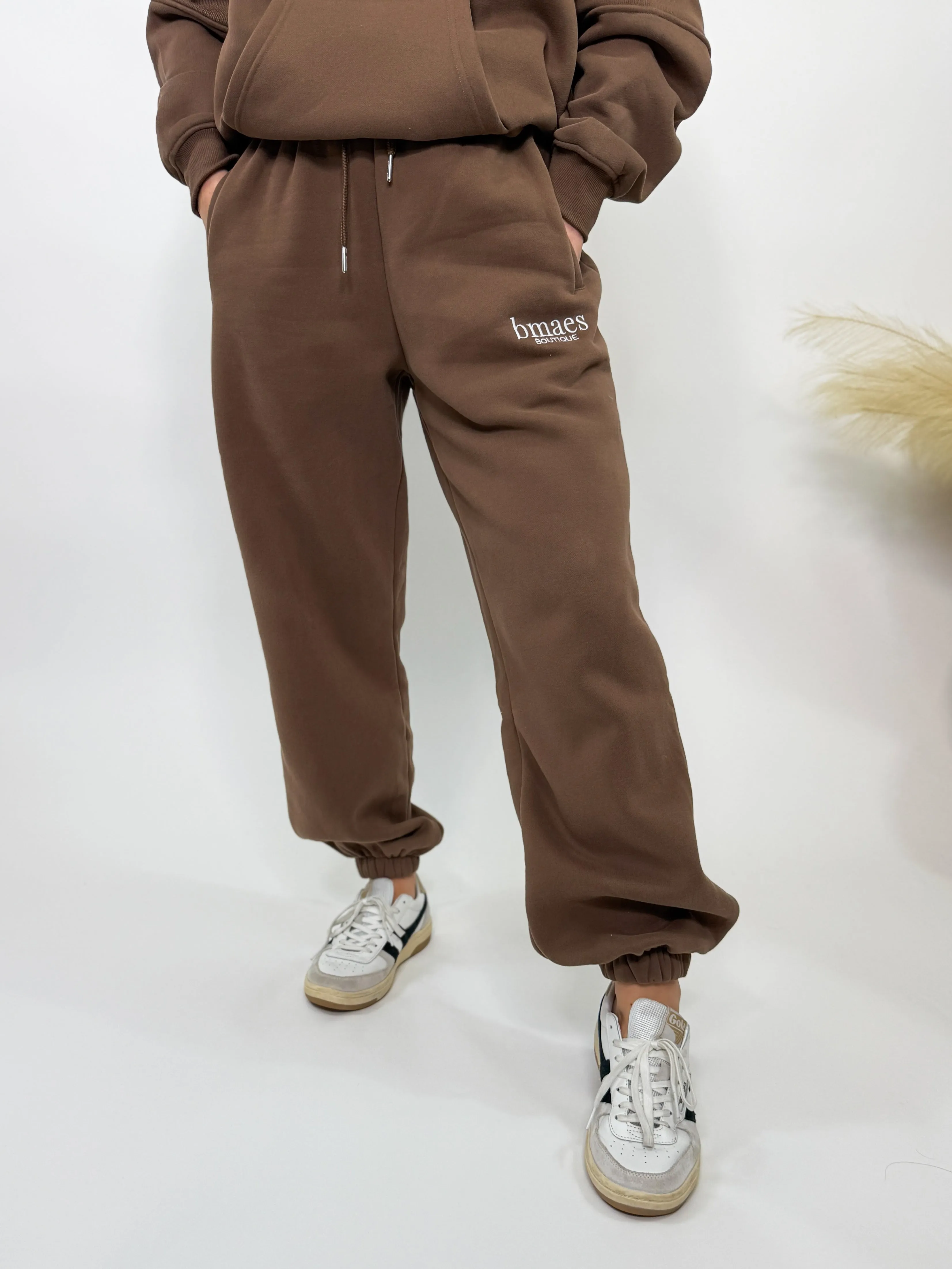 Chocolate Brown Fleece-Lined Luxury Lounge Bmaes Joggers with Pockets