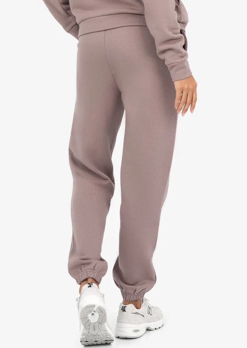 Life Lounge Oversized Jogger Praline