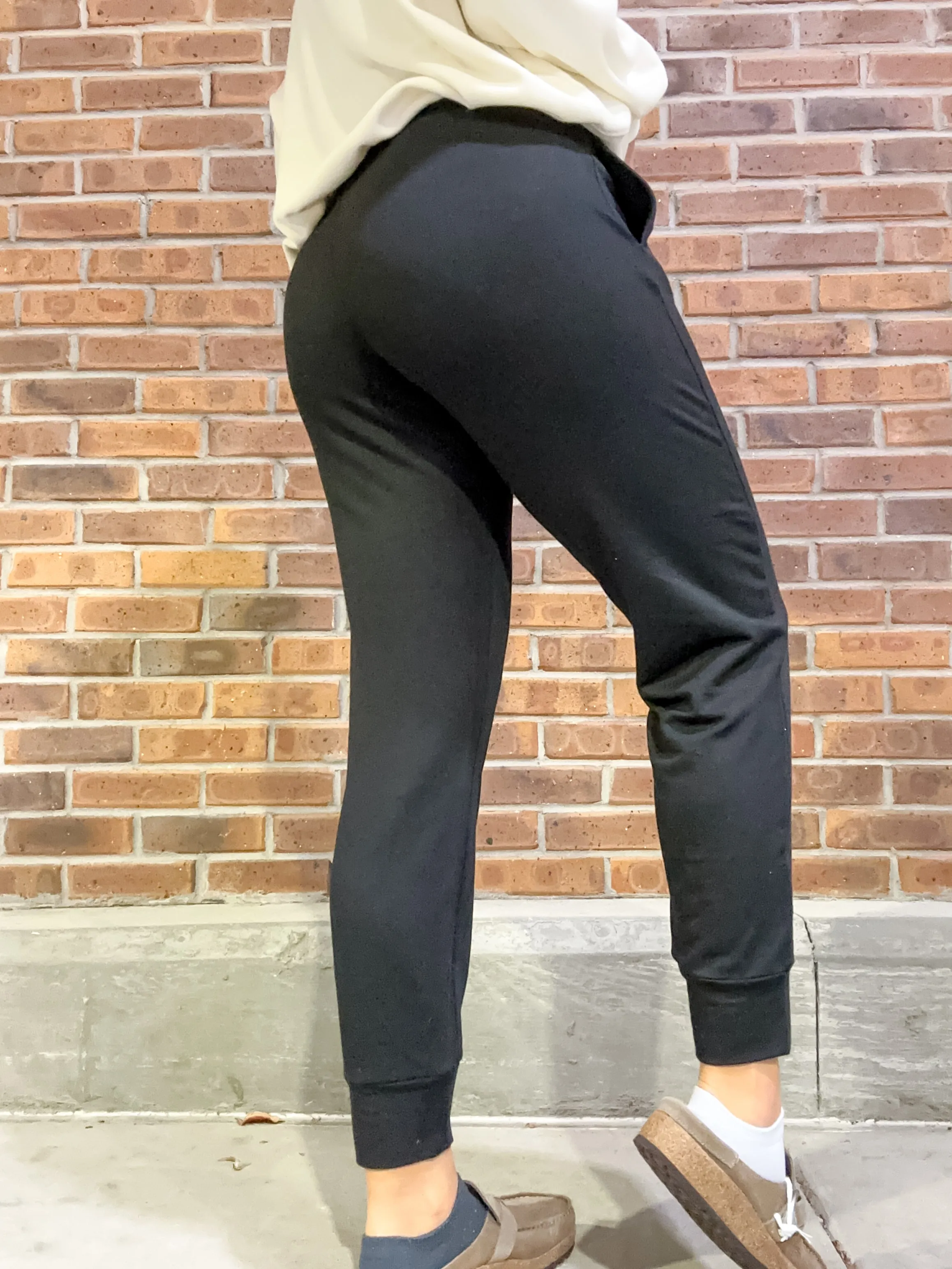 Lulu B Super Soft Joggers