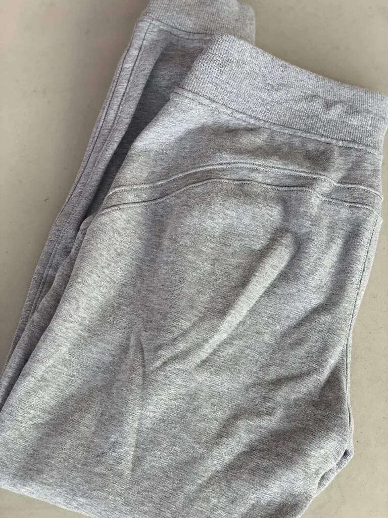 Lululemon joggers M
