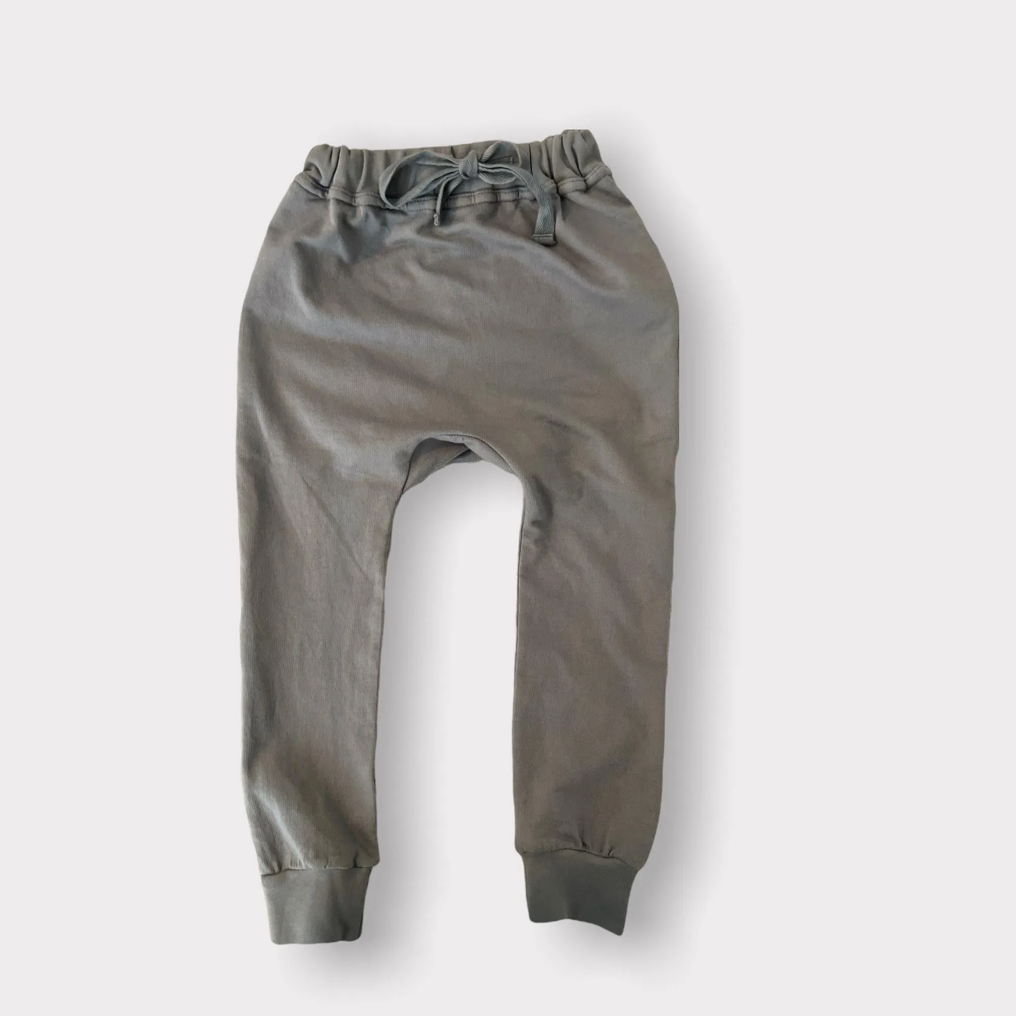 (MISLABELED )Size 6/7 but labeled as 8/9–Emma Grace Shoppe Organic Joggers - Neutral Grey, Brown, and Black