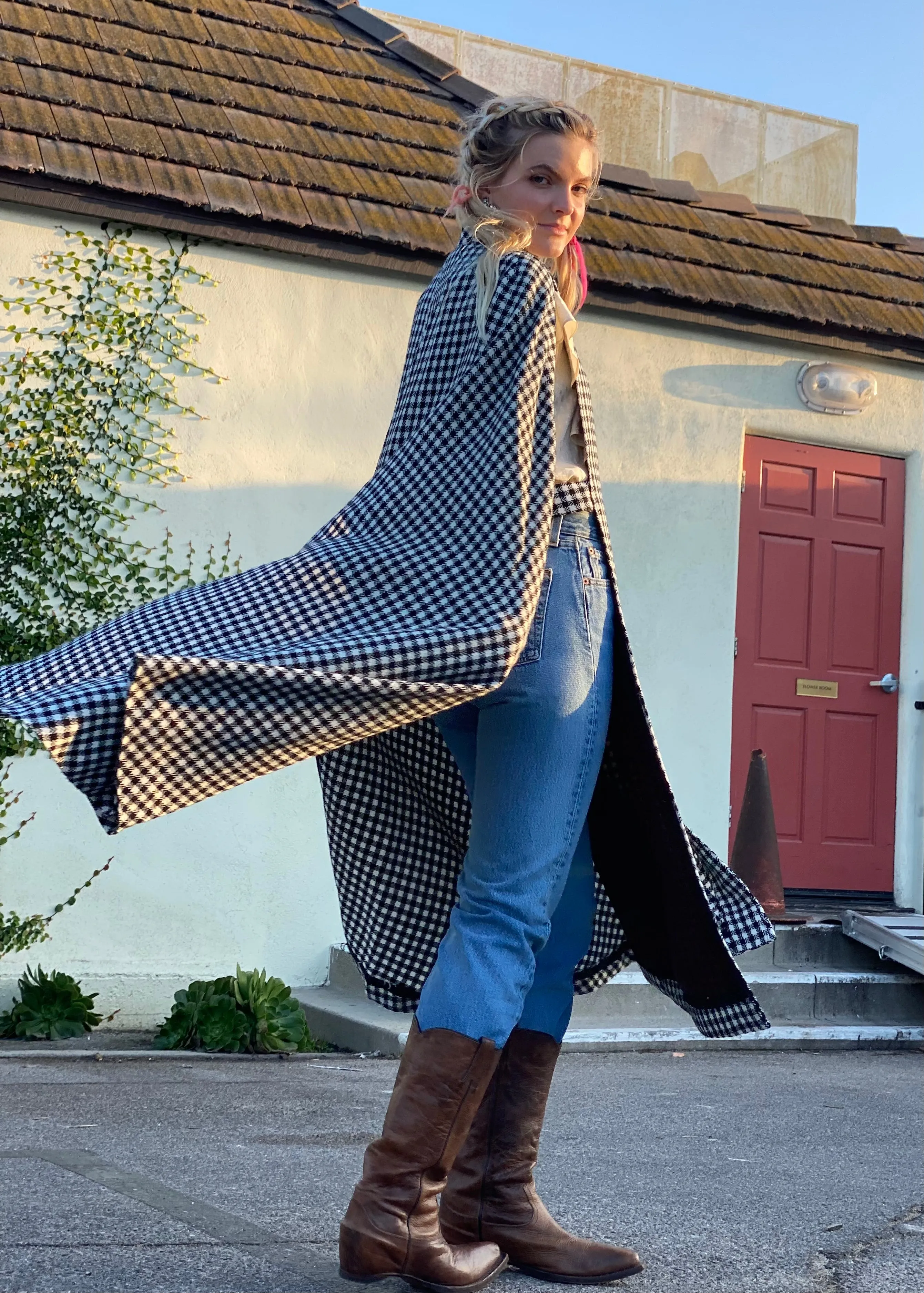Miss Bullock Houndstooth Wool Cape