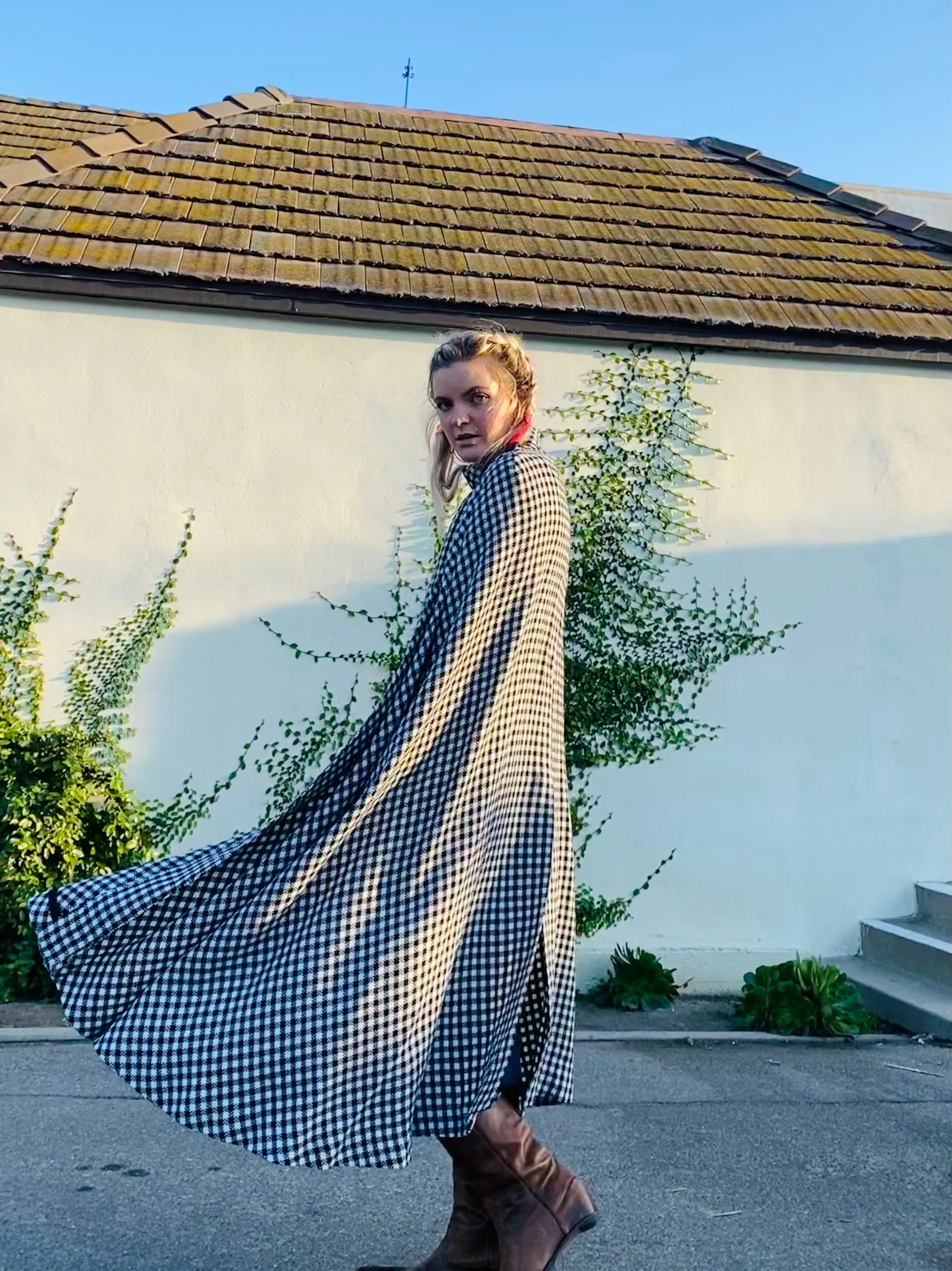 Miss Bullock Houndstooth Wool Cape