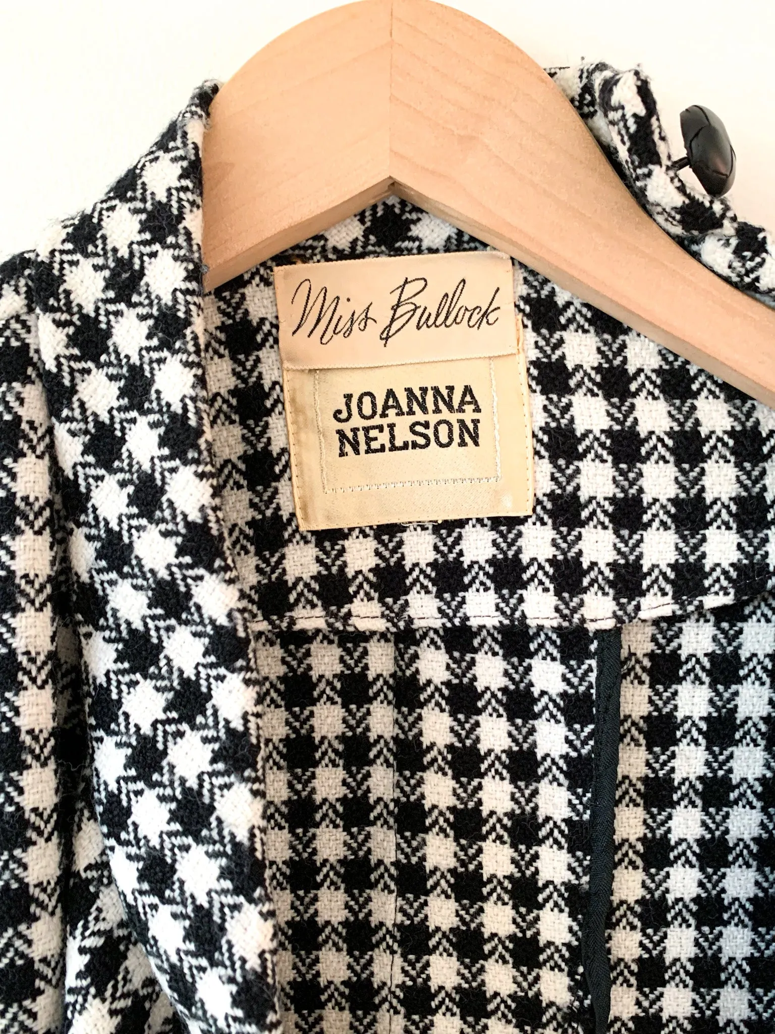 Miss Bullock Houndstooth Wool Cape