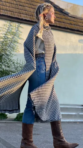Miss Bullock Houndstooth Wool Cape