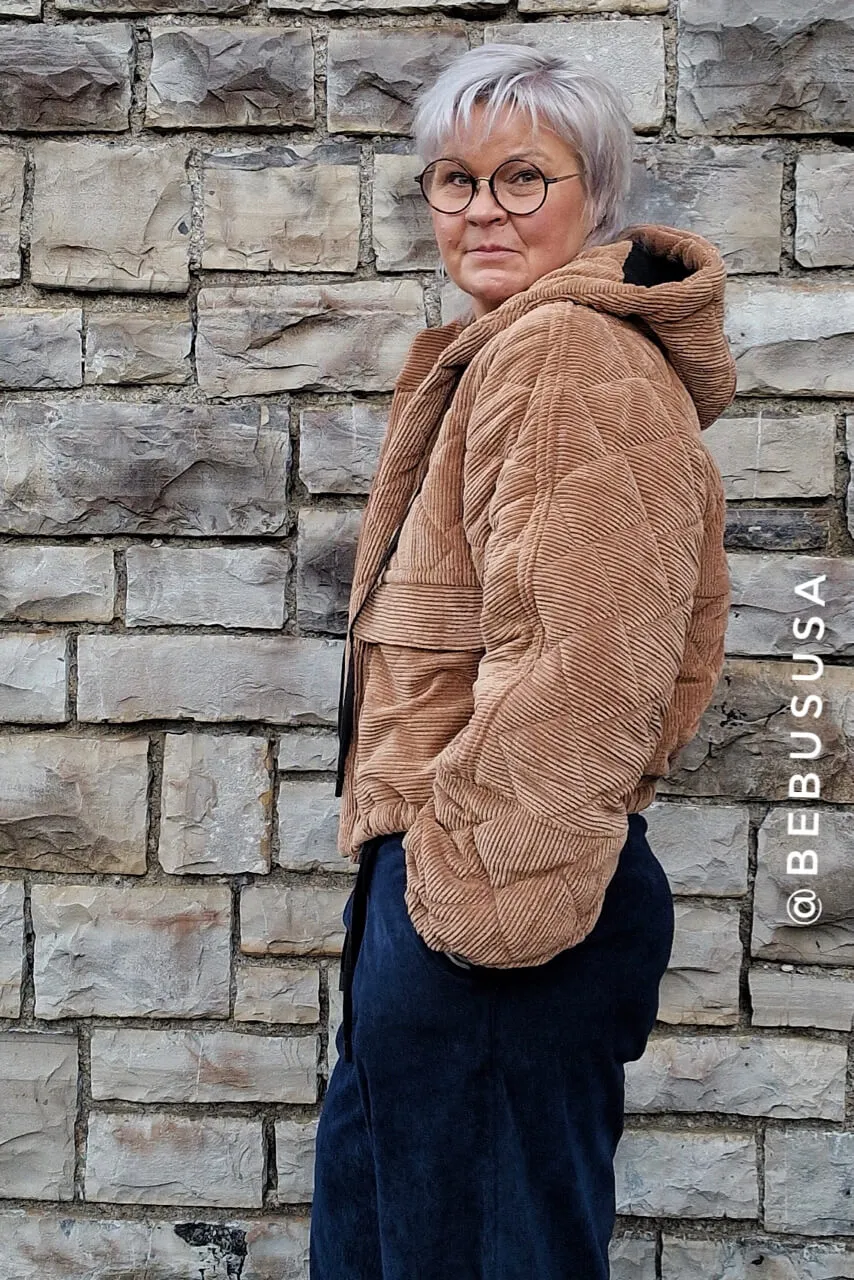 No69 Jacke mit T-Ärmel und Kapuze