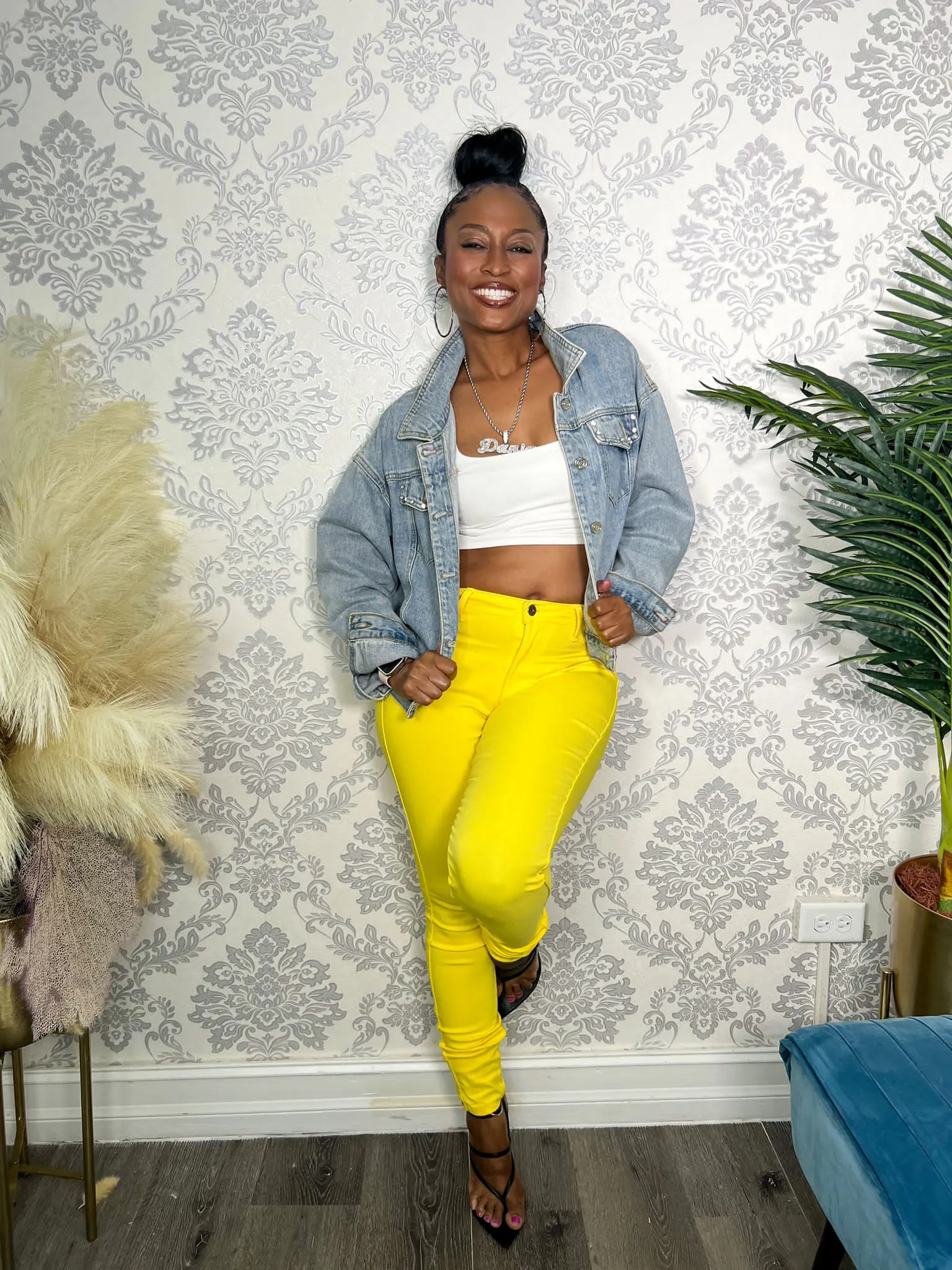 SUNNY DAZE YELLOW JEANS