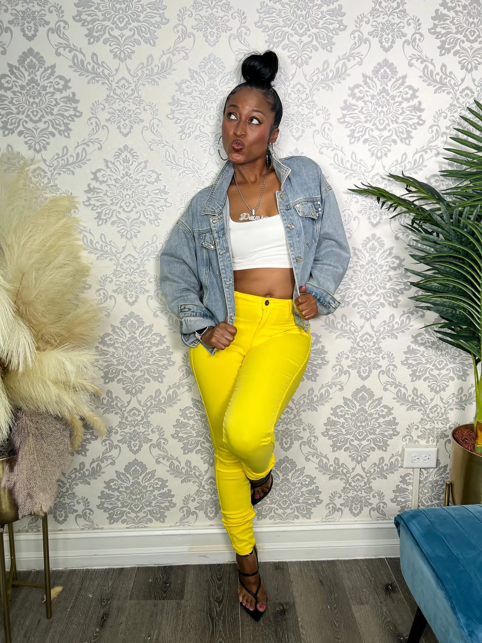 SUNNY DAZE YELLOW JEANS