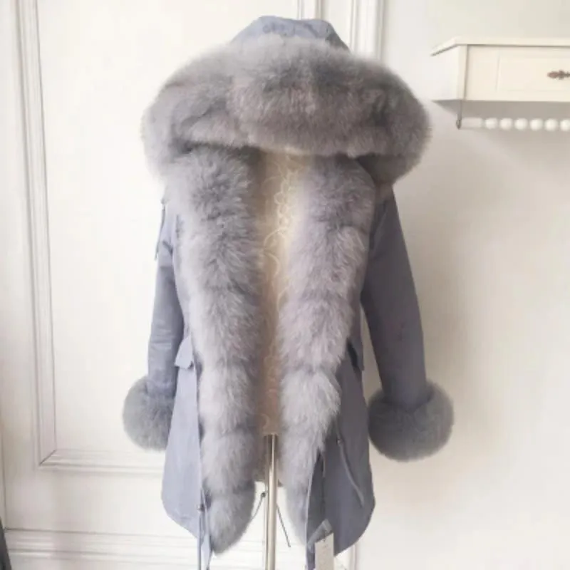 Women's Winter Casual Polyester Hooded Parka With Raccoon Fur