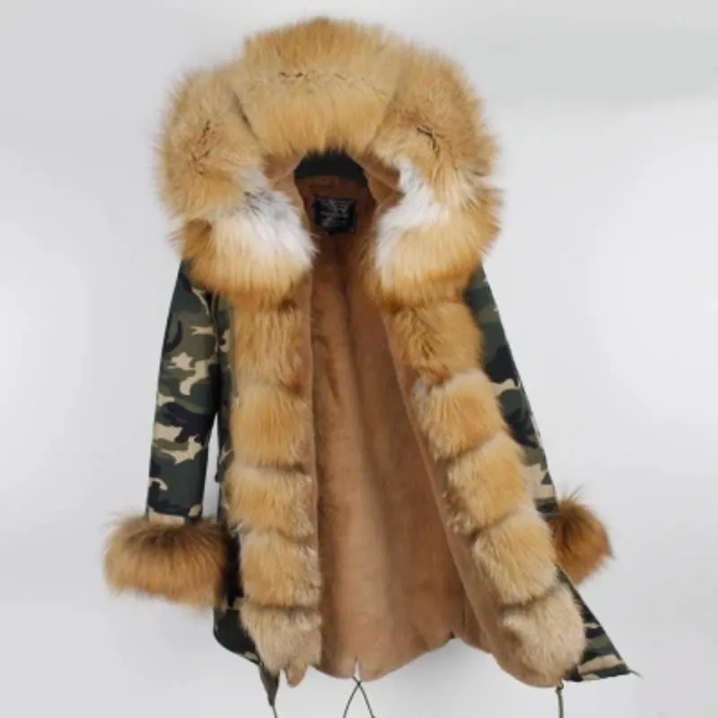 Women's Winter Casual Polyester Hooded Parka With Raccoon Fur
